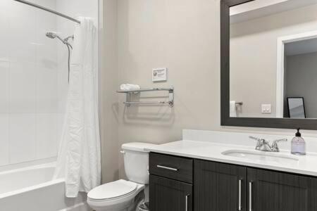 Paradise Cozysuites With Pool And Jacuzzi 11 凤凰城 外观 照片