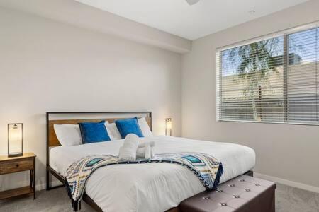 Paradise Cozysuites With Pool And Jacuzzi 11 凤凰城 外观 照片