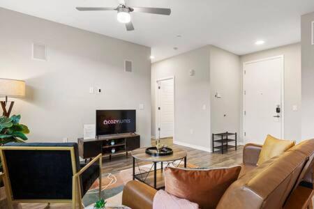 Paradise Cozysuites With Pool And Jacuzzi 11 凤凰城 外观 照片